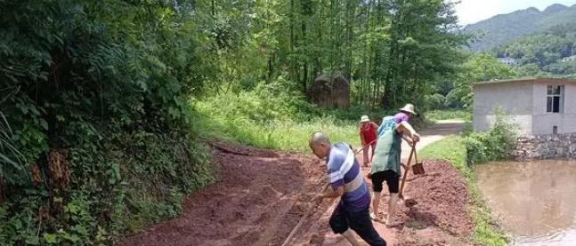 慈利县杨柳铺乡|齐心协力，奋战防汛一线